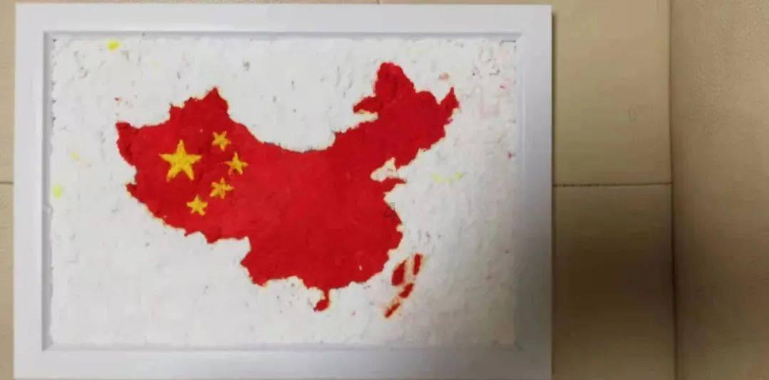 如果你是《卿卿日常》中的尹峥，另一半你选李薇还是元英？游戏画面